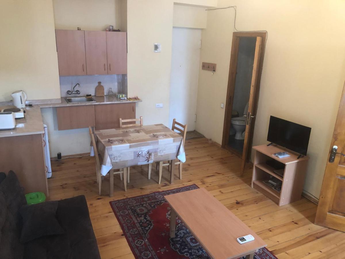 Old Metekhi Apartment Tbilisi Eksteriør bilde